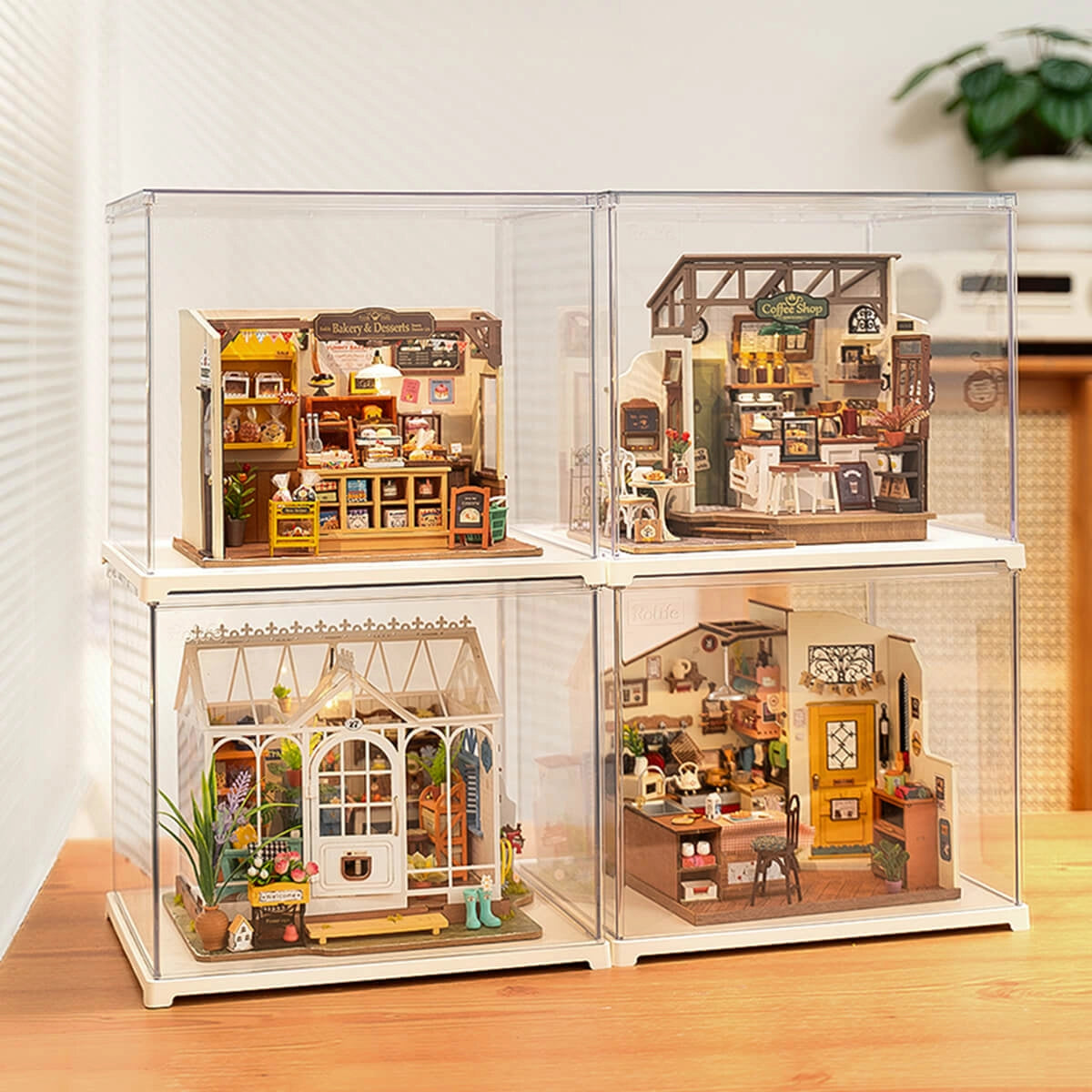 Rolife Miniature House Display Box DF03L